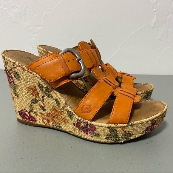 Born Orange Floral Wedge Sandals Women's 9 Leather Upper & Lining - Picture 1 of 11